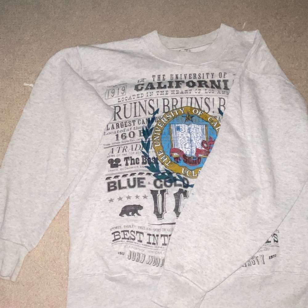 Vintage UCLA sweatshirt